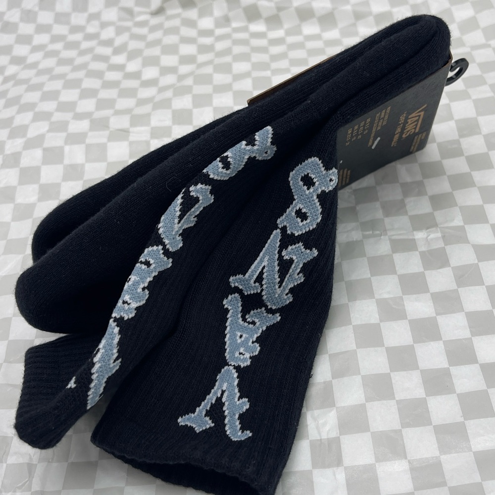 Vans Road Stop Crew Socks (1 pair)

Style VN000NCHBLK - Picture 6 of 16